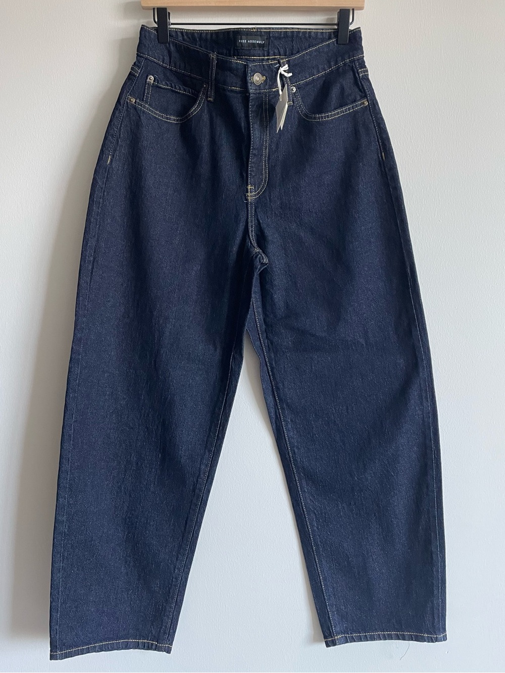 High waist dark wash denim barrel leg u shape jeans workwear western 6